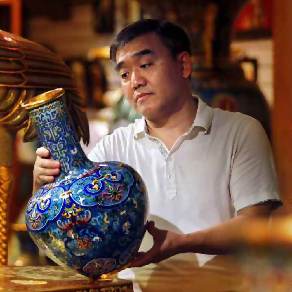 Zhong Liansheng Cloisonné Crafts