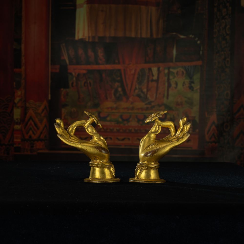 Qing Dynasty Lotus Flower Buddha Hand Gilded Tibetan Ritual Item Antique Pure Tibetan
